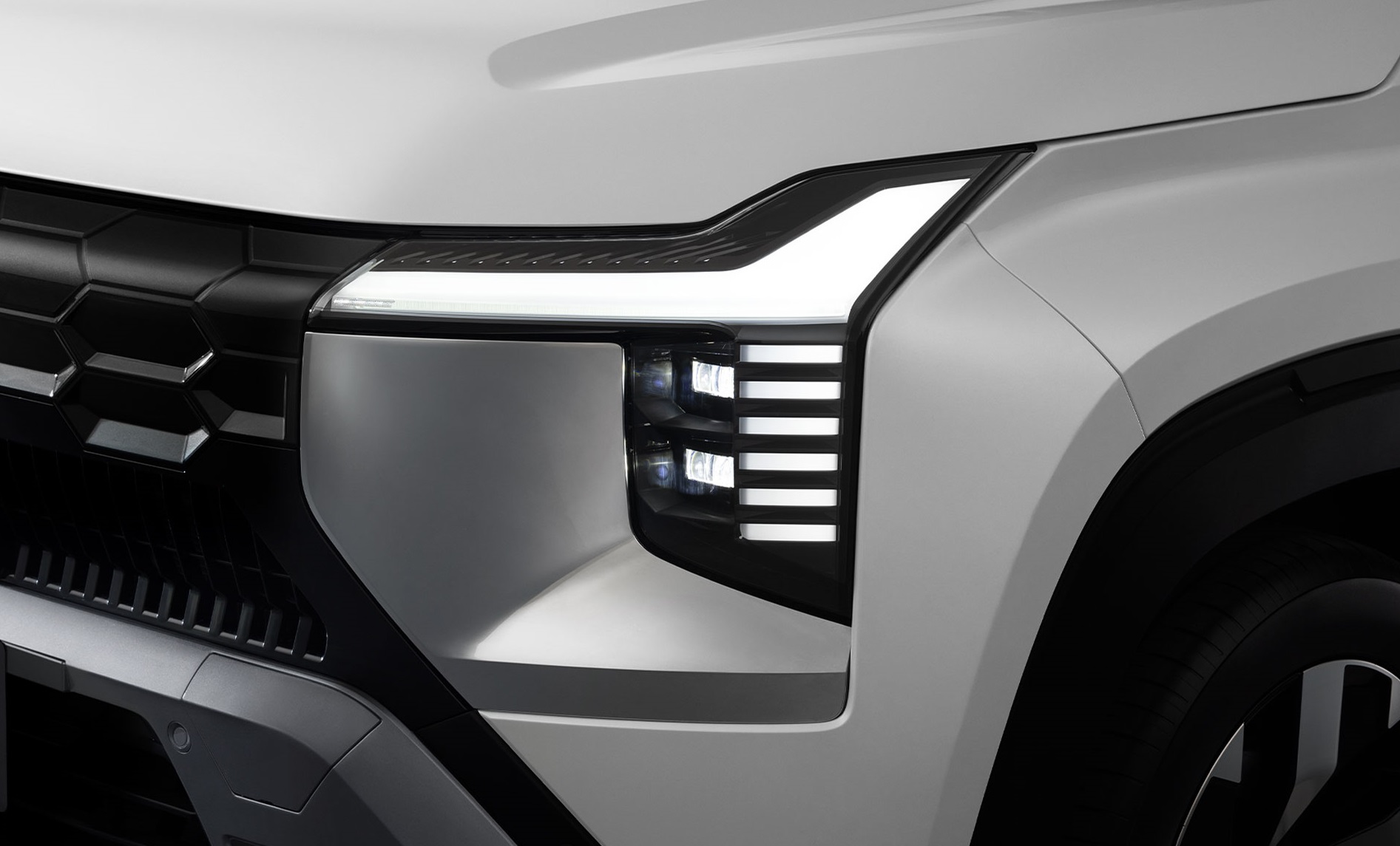 Mitsubishi Quảng Ngãi