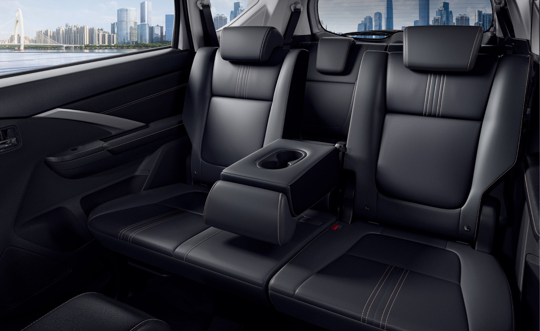 Mitsubishi Quảng Ngãi